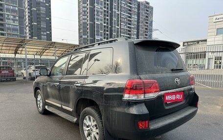 Toyota Land Cruiser 200, 2016 год, 5 599 000 рублей, 4 фотография