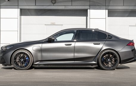 BMW M5, 2024 год, 22 500 000 рублей, 3 фотография