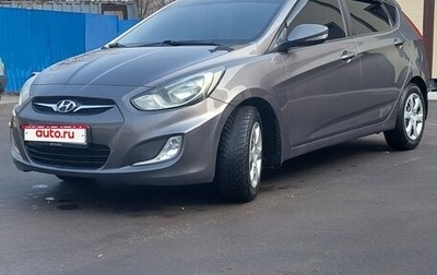 Hyundai Solaris II рестайлинг, 2011 год, 715 000 рублей, 1 фотография