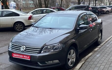 Volkswagen Passat B7, 2011 год, 795 000 рублей, 1 фотография