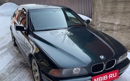 BMW 5 серия, 2000 год, 550 000 рублей, 1 фотография