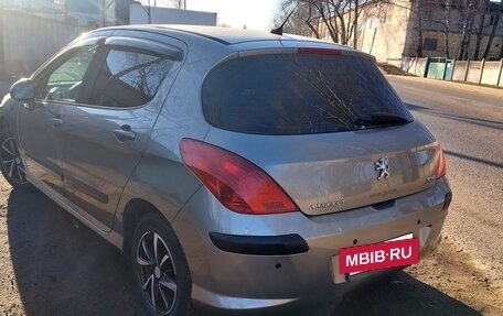 Peugeot 308 II, 2010 год, 485 000 рублей, 2 фотография