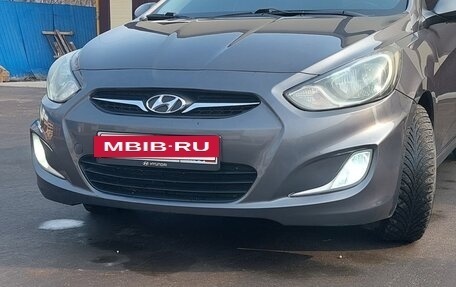 Hyundai Solaris II рестайлинг, 2011 год, 715 000 рублей, 31 фотография