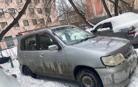 Nissan Cube II, 2000 год, 300 000 рублей, 2 фотография