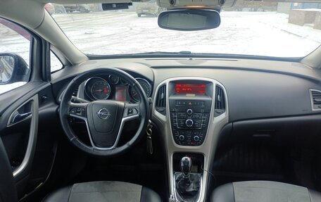 Opel Astra J, 2012 год, 760 000 рублей, 6 фотография