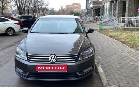 Volkswagen Passat B7, 2011 год, 795 000 рублей, 2 фотография