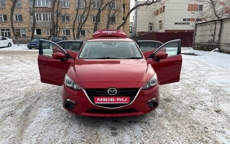 Mazda Axela, 2015 год, 1 350 000 рублей, 1 фотография