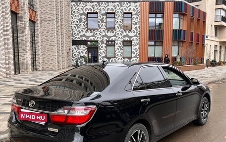 Toyota Camry, 2017 год, 2 280 000 рублей, 6 фотография