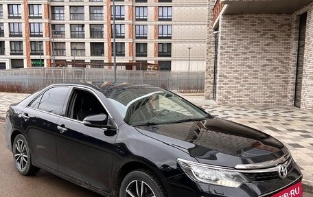 Toyota Camry, 2017 год, 2 280 000 рублей, 4 фотография