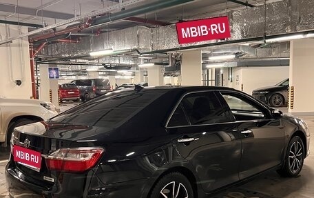 Toyota Camry, 2017 год, 2 280 000 рублей, 2 фотография