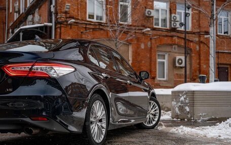 Toyota Camry, 2018 год, 2 900 000 рублей, 5 фотография