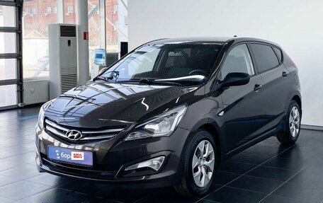 Hyundai Solaris II рестайлинг, 2015 год, 1 200 000 рублей, 2 фотография