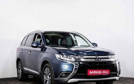 Mitsubishi Outlander III рестайлинг 3, 2016 год, 2 290 000 рублей, 3 фотография