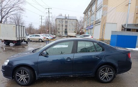 Volkswagen Jetta VI, 2006 год, 599 999 рублей, 2 фотография