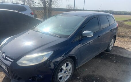 Ford Focus III, 2013 год, 570 000 рублей, 2 фотография