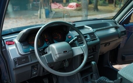 Mitsubishi Pajero III рестайлинг, 1991 год, 3 700 000 рублей, 25 фотография