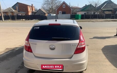 Hyundai i30 I, 2009 год, 700 000 рублей, 3 фотография