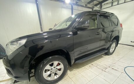 Toyota Land Cruiser Prado 150 рестайлинг 2, 2010 год, 2 260 000 рублей, 3 фотография