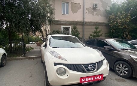 Nissan Juke II, 2013 год, 1 330 000 рублей, 23 фотография
