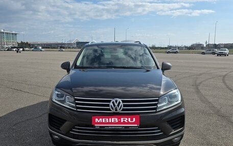 Volkswagen Touareg III, 2016 год, 3 200 000 рублей, 2 фотография