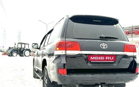 Toyota Land Cruiser 200, 2020 год, 8 800 000 рублей, 4 фотография