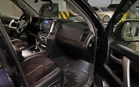 Toyota Land Cruiser 200, 2020 год, 8 800 000 рублей, 14 фотография