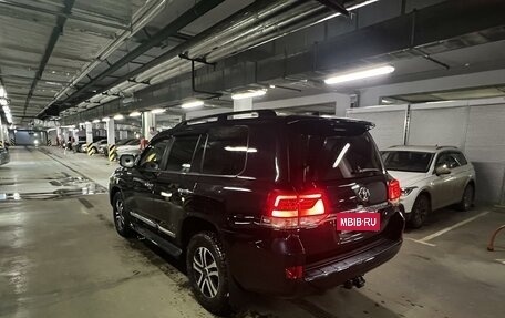 Toyota Land Cruiser 200, 2020 год, 8 800 000 рублей, 15 фотография