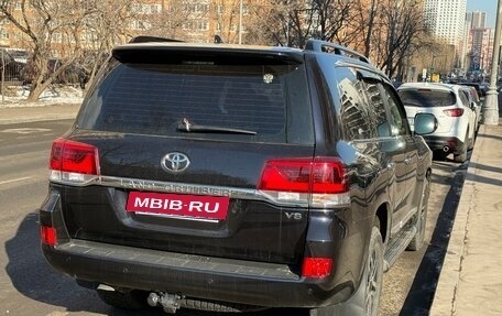 Toyota Land Cruiser 200, 2020 год, 8 800 000 рублей, 27 фотография