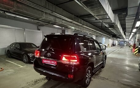 Toyota Land Cruiser 200, 2020 год, 8 800 000 рублей, 28 фотография