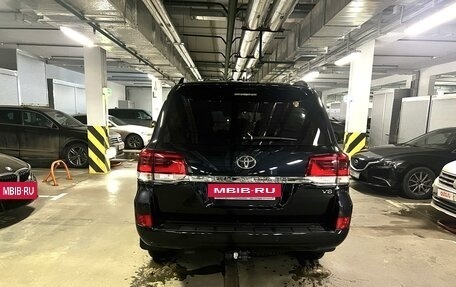 Toyota Land Cruiser 200, 2020 год, 8 800 000 рублей, 31 фотография