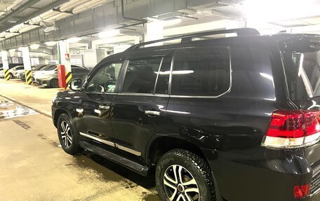 Toyota Land Cruiser 200, 2020 год, 8 800 000 рублей, 38 фотография