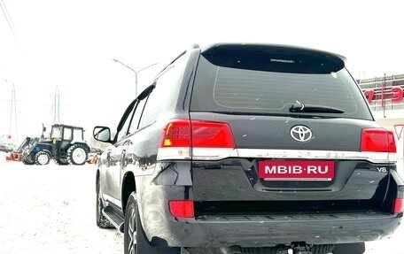 Toyota Land Cruiser 200, 2020 год, 8 800 000 рублей, 40 фотография