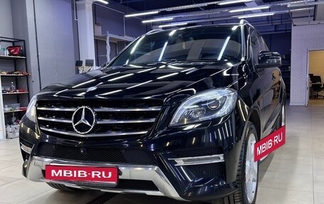 Mercedes-Benz M-Класс, 2013 год, 2 650 000 рублей, 2 фотография