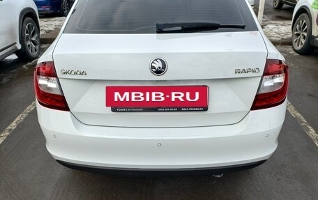 Skoda Rapid I, 2018 год, 1 300 000 рублей, 4 фотография