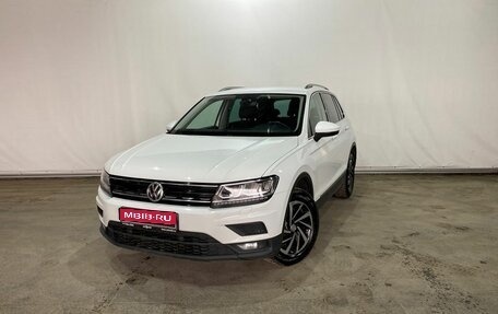 Volkswagen Tiguan II, 2018 год, 2 030 000 рублей, 1 фотография