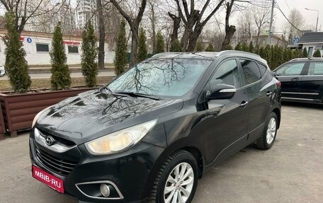 Hyundai ix35 I рестайлинг, 2012 год, 999 999 рублей, 1 фотография