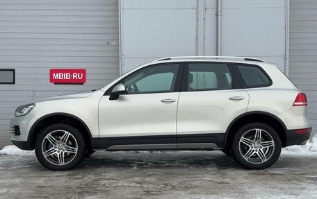 Volkswagen Touareg III, 2011 год, 1 990 000 рублей, 7 фотография