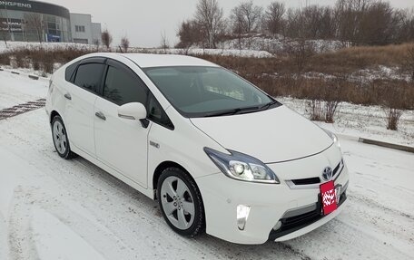 Toyota Prius, 2012 год, 1 450 000 рублей, 2 фотография