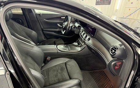 Mercedes-Benz E-Класс, 2020 год, 7 000 000 рублей, 5 фотография