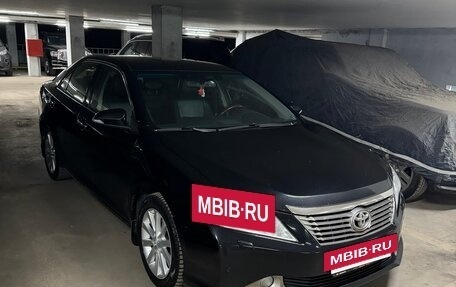 Toyota Camry, 2012 год, 1 800 000 рублей, 2 фотография