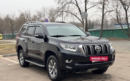 Toyota Land Cruiser Prado 150 рестайлинг 2, 2019 год, 5 700 000 рублей, 2 фотография