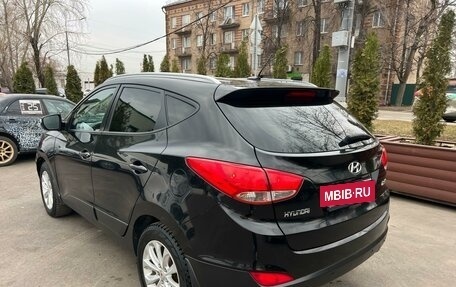 Hyundai ix35 I рестайлинг, 2012 год, 999 999 рублей, 3 фотография