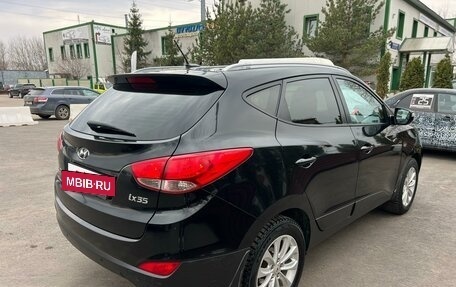 Hyundai ix35 I рестайлинг, 2012 год, 999 999 рублей, 4 фотография