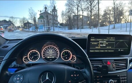 Mercedes-Benz E-Класс, 2011 год, 1 550 000 рублей, 10 фотография