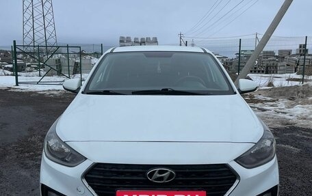 Hyundai Solaris II рестайлинг, 2018 год, 745 000 рублей, 4 фотография