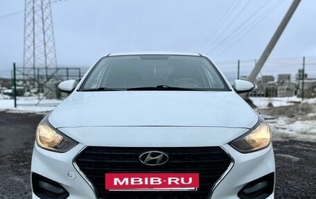 Hyundai Solaris II рестайлинг, 2018 год, 745 000 рублей, 3 фотография