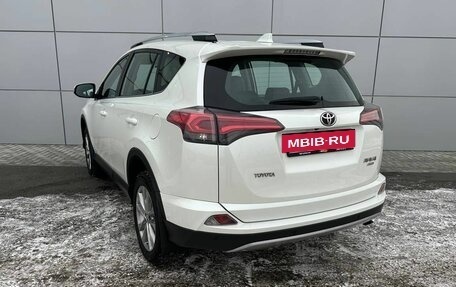 Toyota RAV4, 2018 год, 2 700 000 рублей, 7 фотография