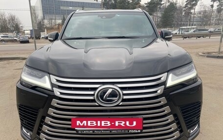 Lexus LX, 2022 год, 19 000 000 рублей, 3 фотография