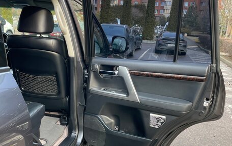 Toyota Land Cruiser 200, 2012 год, 4 700 000 рублей, 29 фотография