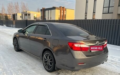 Toyota Camry, 2013 год, 1 430 000 рублей, 4 фотография